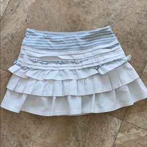 White lulu ruffle tennis skirt